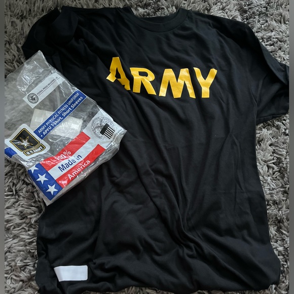COPY - Official Army Physical Fitness Uniform - Picture 1 of 5